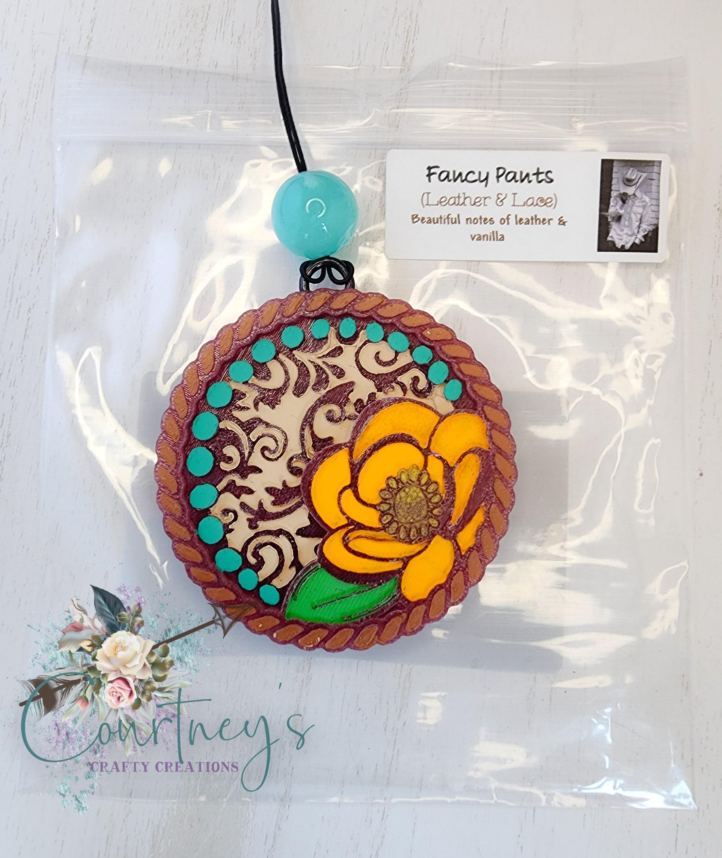 Flower tooled round