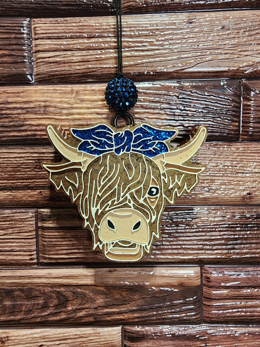 Highland Cow w/bow